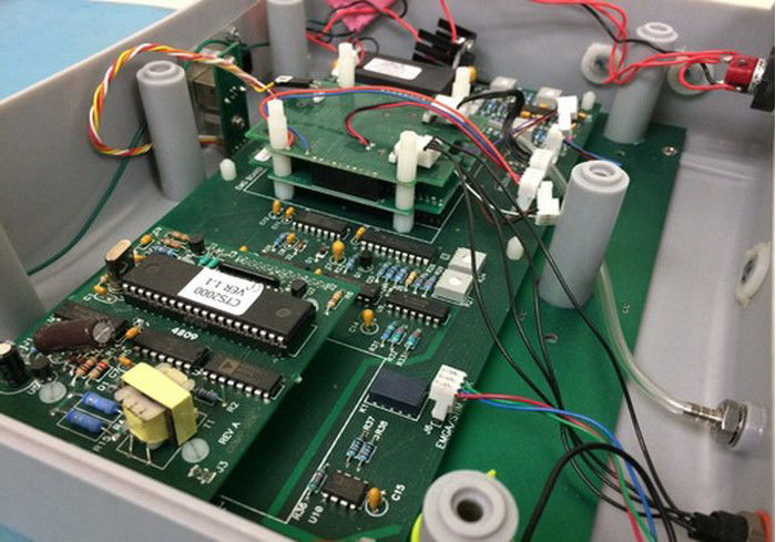 การประกอบกล่อง PCB สำหรับธุรกิจ ปลั๊ก EU กล่องหุ้ม 50-60HZ 230V 430V AC CE ROHS