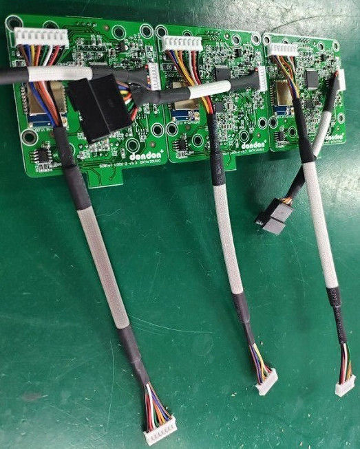 โซลูชันการประกอบ PCB สำหรับสายเคเบิลข้อมูลและการสื่อสาร Suntek Contact EMS