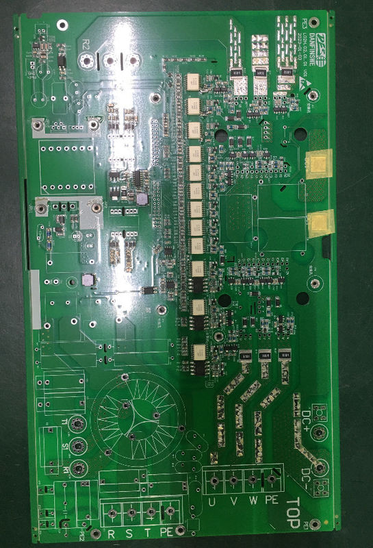 บอร์ดวงจรอิเล็กทรอนิกส์ PCBA 94v0 สายการผลิต PCB Assembly ความหนา 0.4 มม.-3 มม. ทองแดง 2OZ การผลิต