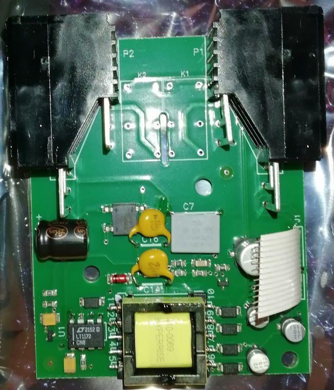 การประกอบแผงวงจรพิมพ์ PCB พร้อมทองแดง 0.5-5OZ และการทดสอบ PCBA AOT/ICT/FCT