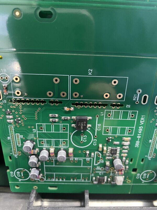การประกอบ PCB สำหรับอุตสาหกรรม ความหนา 0.2-3.2 มม. พร้อมการควบคุมอิมพีแดนซ์และวัสดุ CEM-3 เพื่อการออกแบบวงจรที่เสถียร