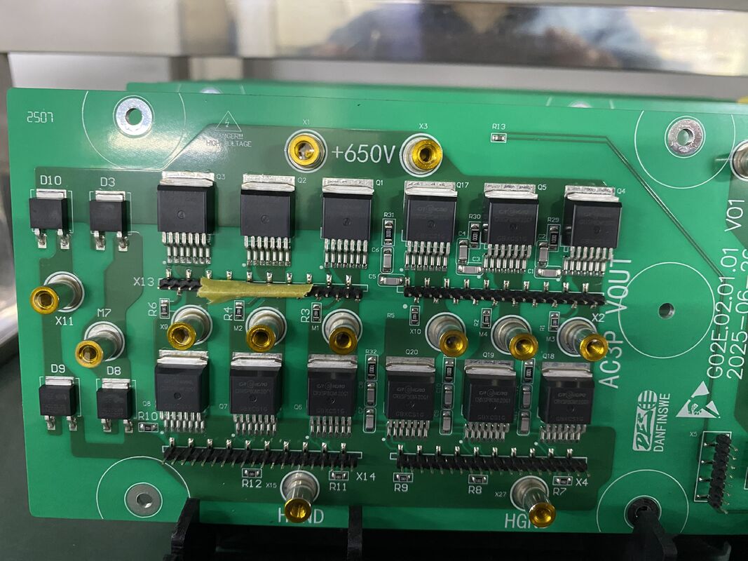 การประกอบ PCB สำหรับอุตสาหกรรม ความหนา 0.2-3.2 มม. พร้อมการควบคุมอิมพีแดนซ์และวัสดุ CEM-3 เพื่อการออกแบบวงจรที่เสถียร