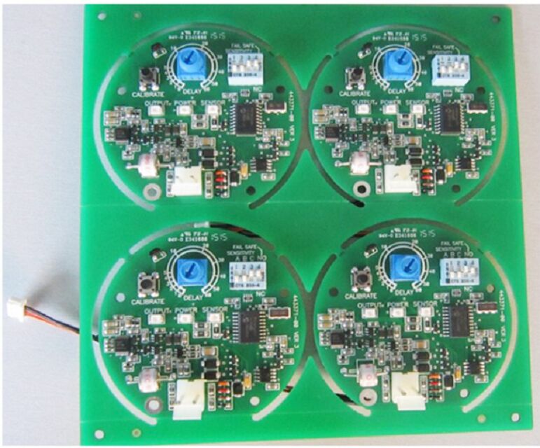 บริการประกอบ PCB การแก้ไข EMS ที่หยุดเดียวที่มีการเปลี่ยนเร็วและต้นแบบสําหรับอุตสาหกรรมรถยนต์