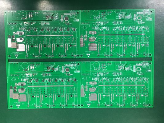 การประกอบ PCB แบบติดตั้งบนพื้นผิว RF4 แบบซิลค์สกรีนสีดำสำหรับการผลิตแผงวงจร SMT