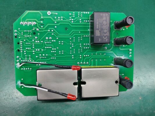 การประกอบ PCB ด้วยการเคลือบแบบสอดคล้องและ Glue