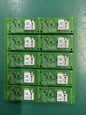 การประกอบ PCB อุตสาหกรรมควบคุมอิมพีแดนซ์ที่มีความหนา 0.3 มม. ถึง 6 มม. และระยะห่างลูกบอลขั้นต่ำ 0.3 มม. ระยะพิทช์เล็กกว่า 0.5 มม. รองรับแผงวงจร