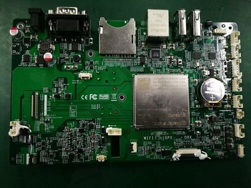 การประกอบ PCB และการสร้างกล่องสําหรับสินค้าสื่อสาร